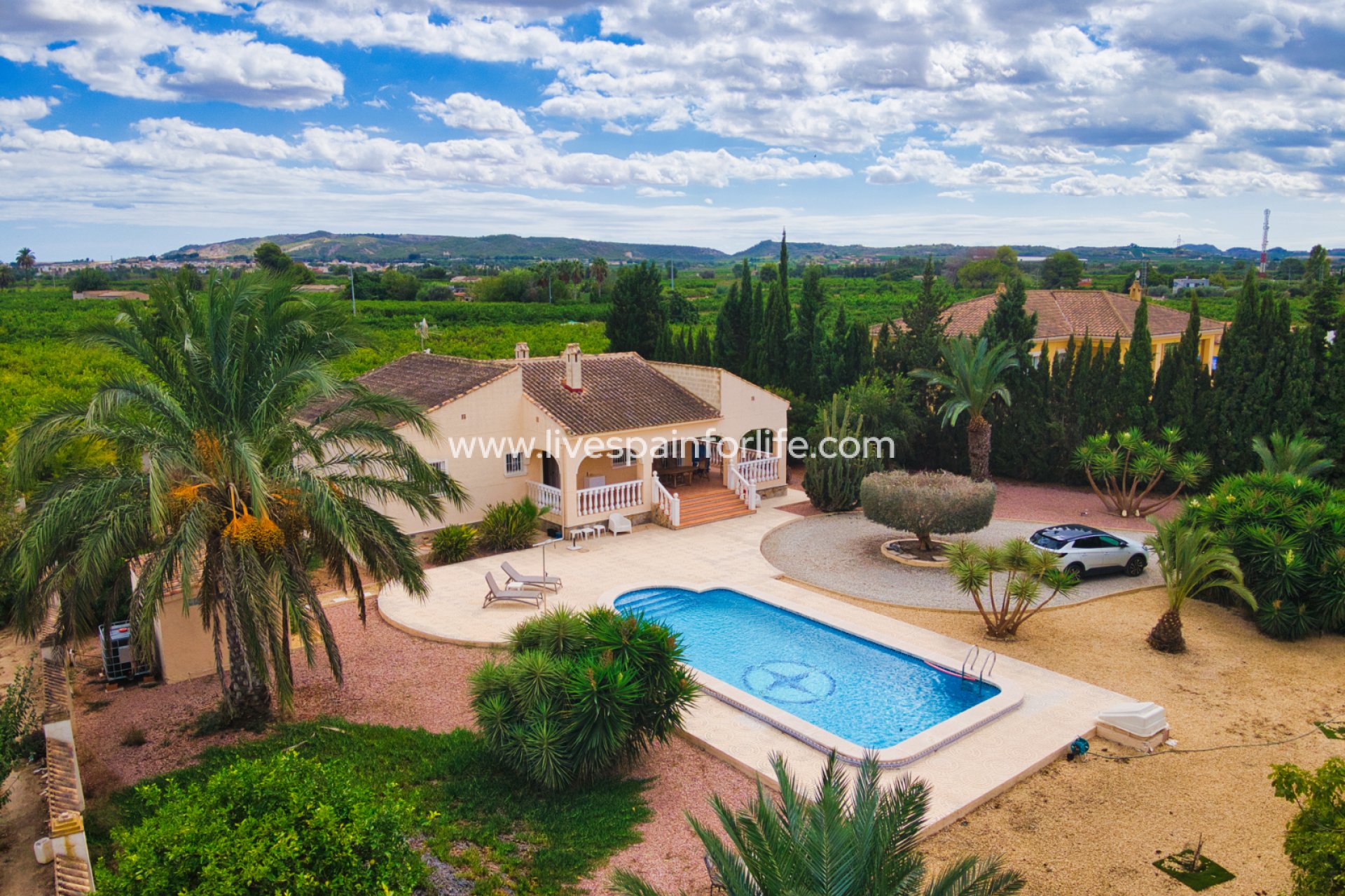 Weiterverkauf - Country house -
Orihuela