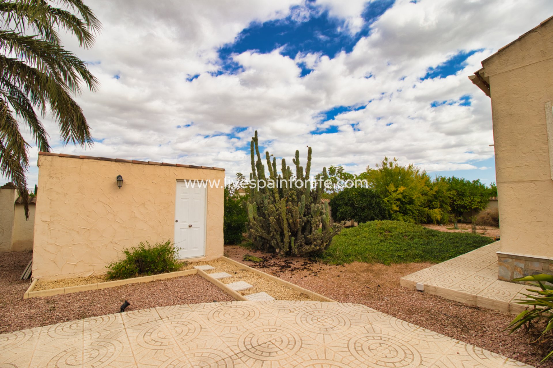 Weiterverkauf - Country house -
Orihuela