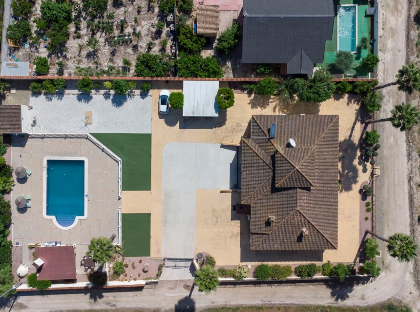 Weiterverkauf - Country house -
Orihuela