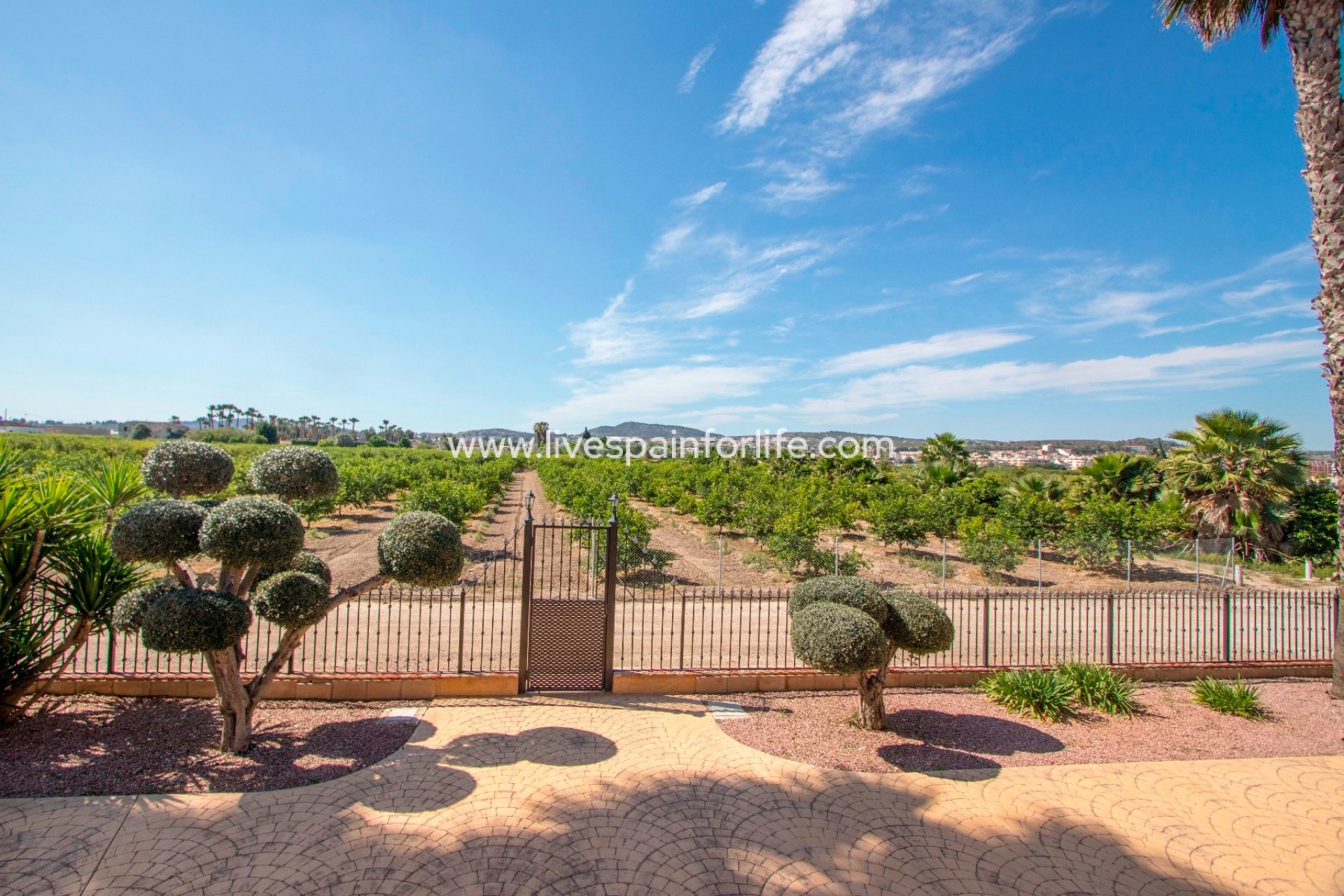 Weiterverkauf - Country house -
Orihuela