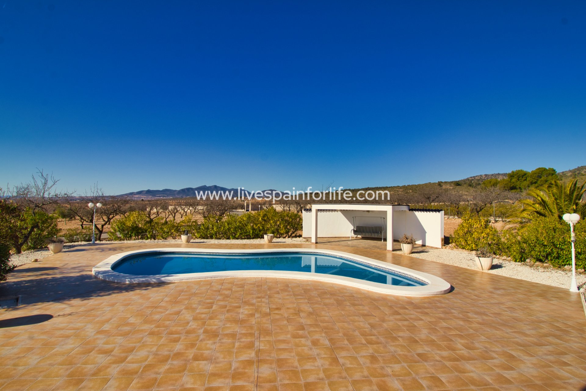 Weiterverkauf - Country house -
Pinoso