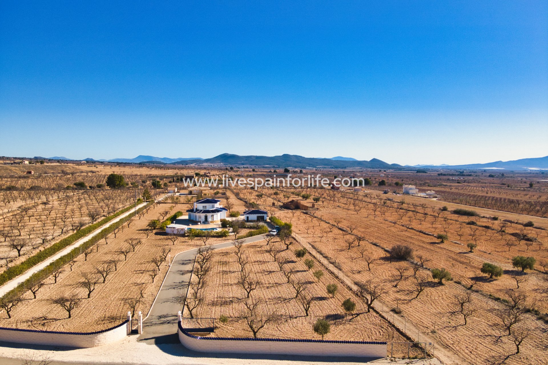 Weiterverkauf - Country house -
Pinoso