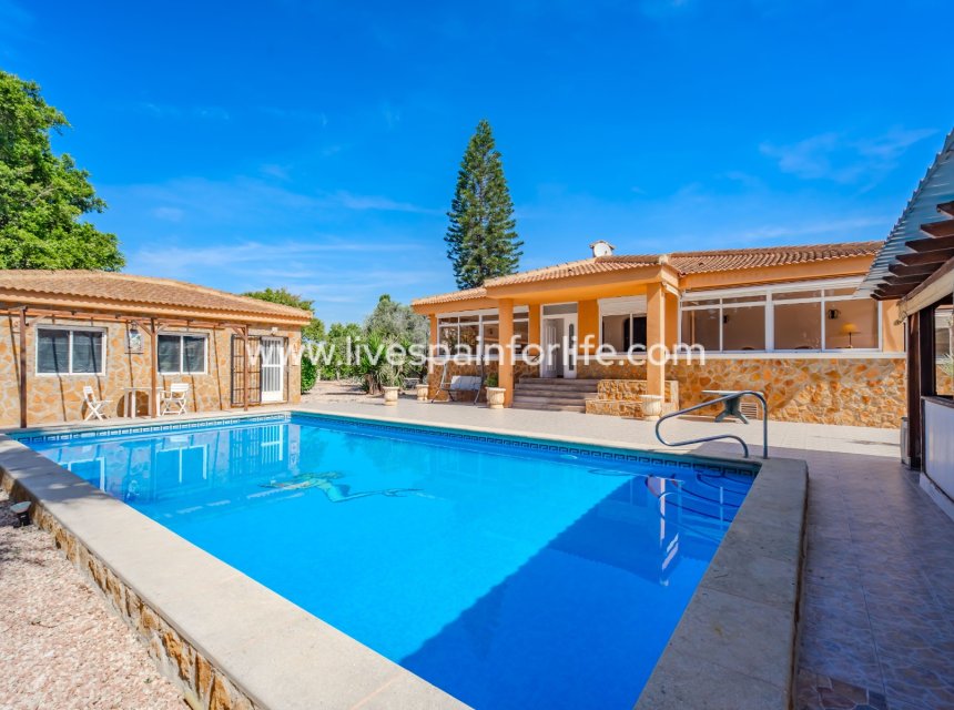 Weiterverkauf - Country house -
Rojales