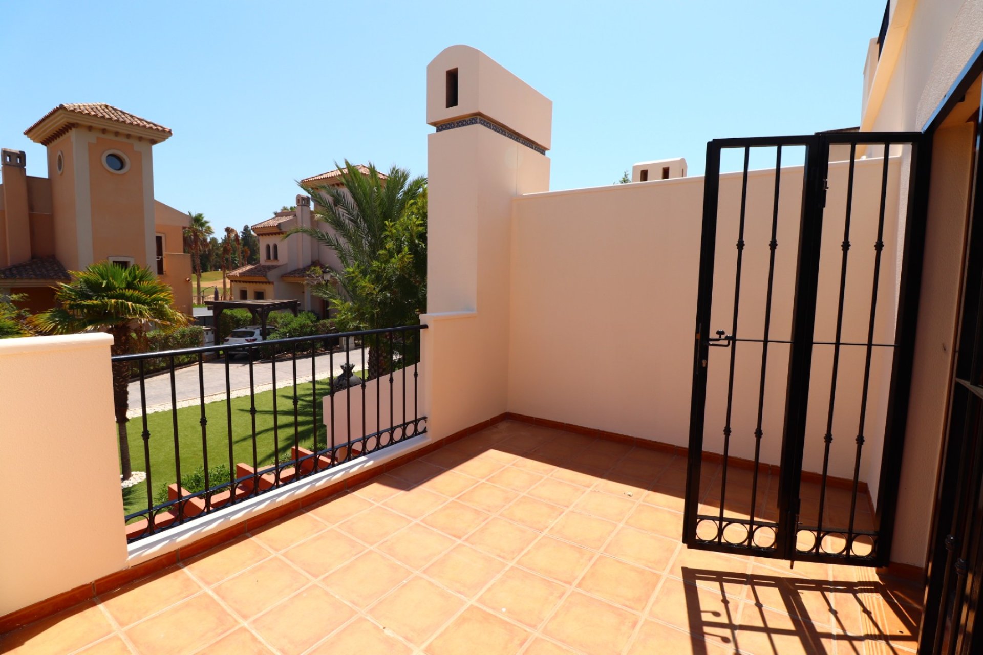 Weiterverkauf - Semi-detached house / Quad -
Algorfa - La Finca Golf Resort