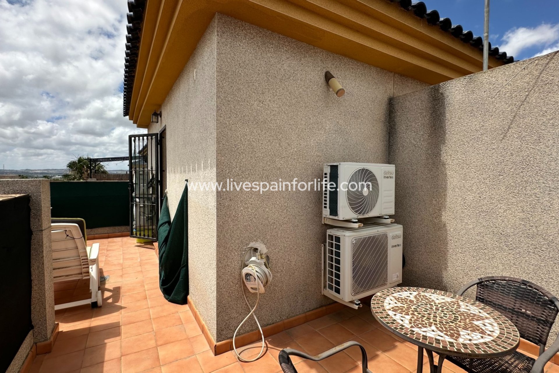 Weiterverkauf - Semi-detached house / Quad -
Los Montesinos - La Herrada