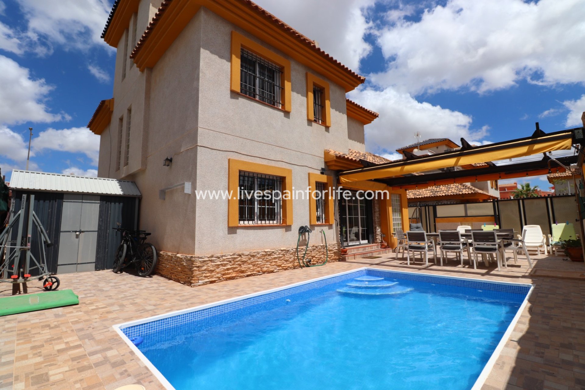 Weiterverkauf - Semi-detached house / Quad -
Los Montesinos - La Herrada