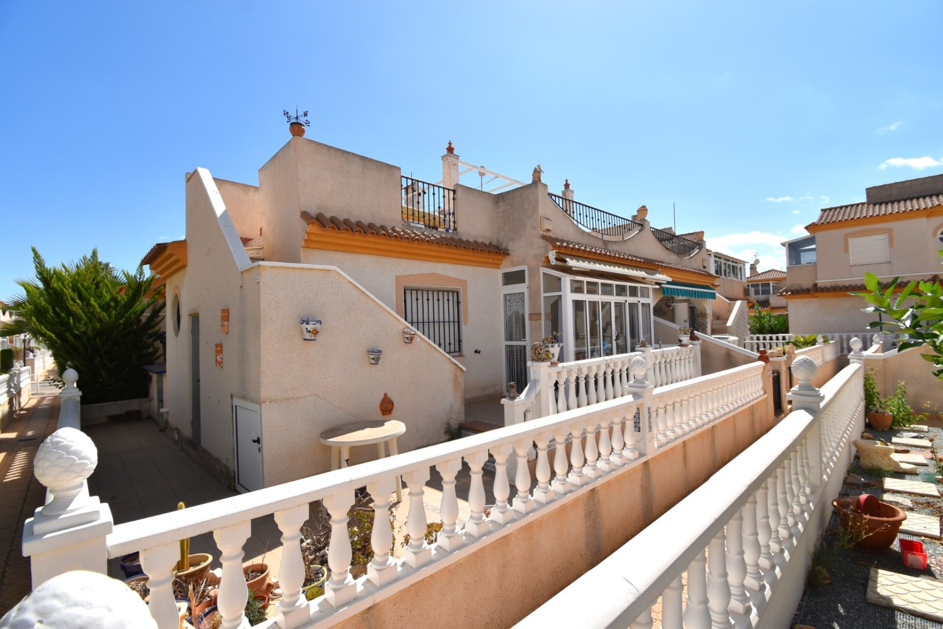 Weiterverkauf - Semi-detached house / Quad -
Orihuela Costa - Playa Flamenca