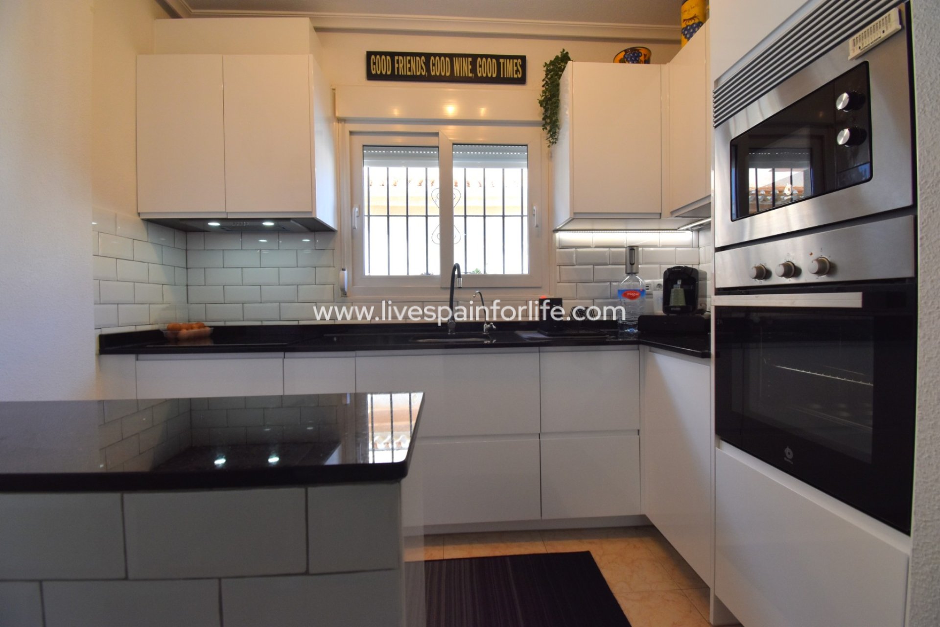 Weiterverkauf - Semi-detached house / Quad -
Orihuela Costa - Playa Flamenca