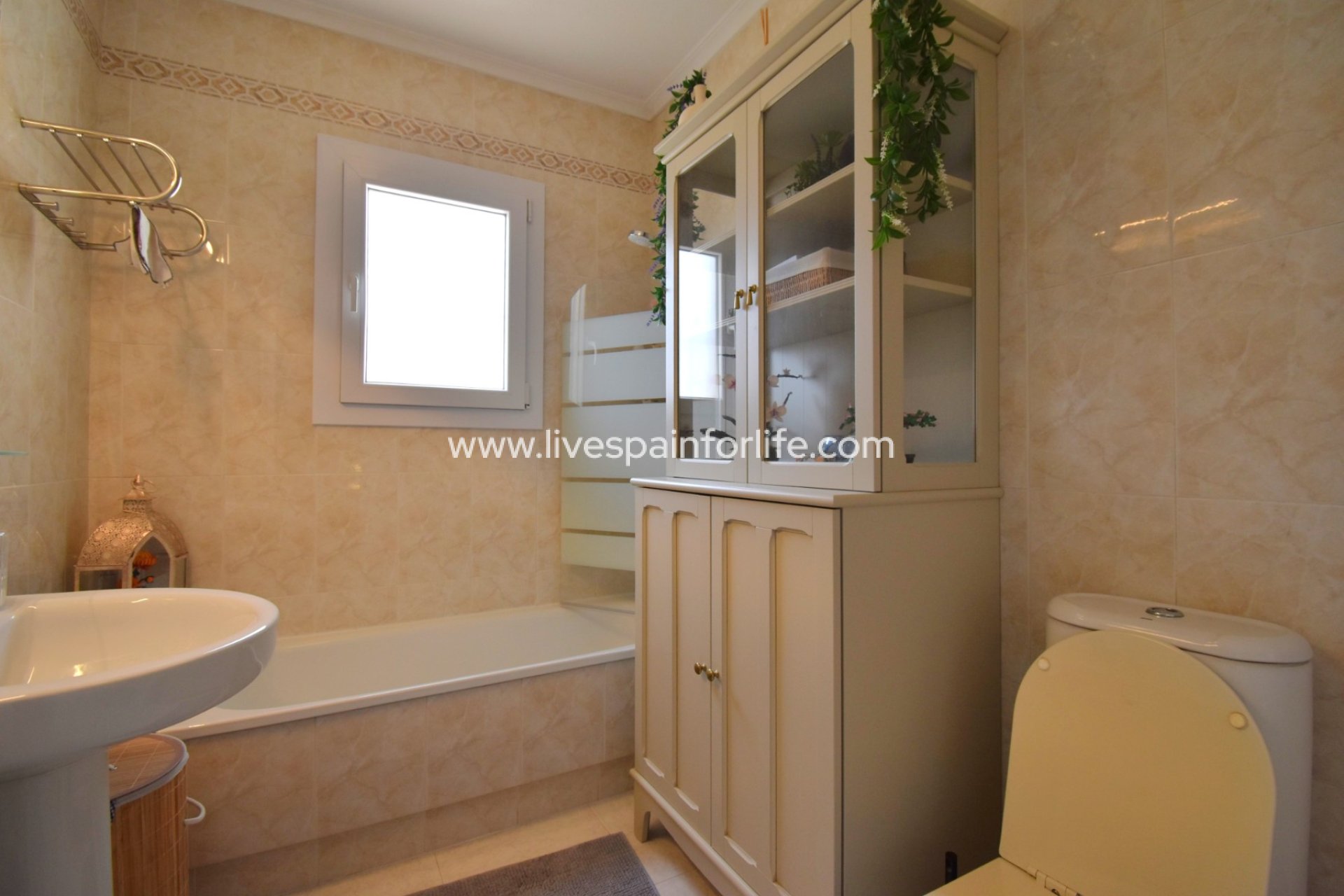 Weiterverkauf - Semi-detached house / Quad -
Orihuela Costa - Playa Flamenca