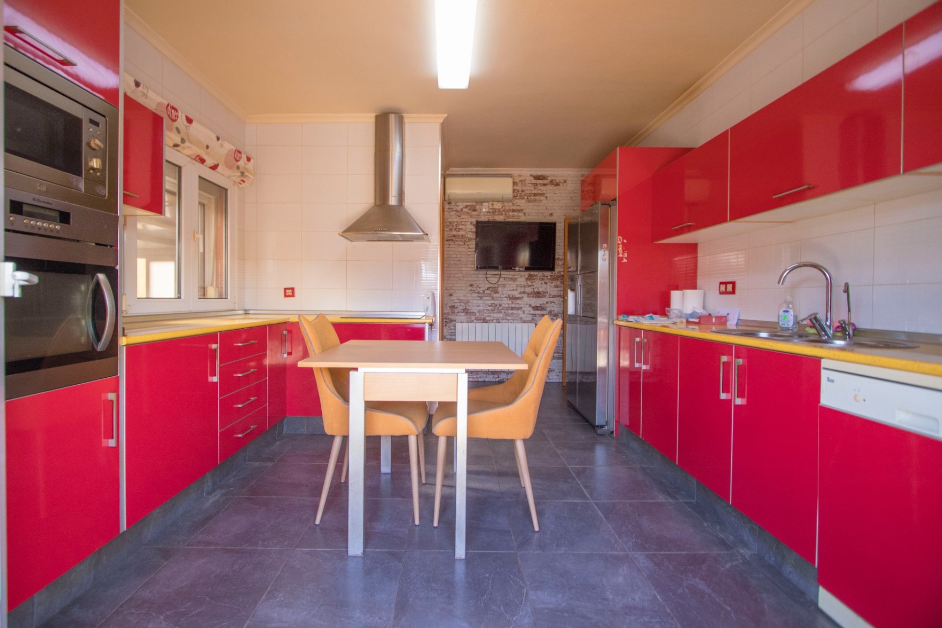 Weiterverkauf - Semi-detached house / Quad -
Torrevieja - El Chaparral