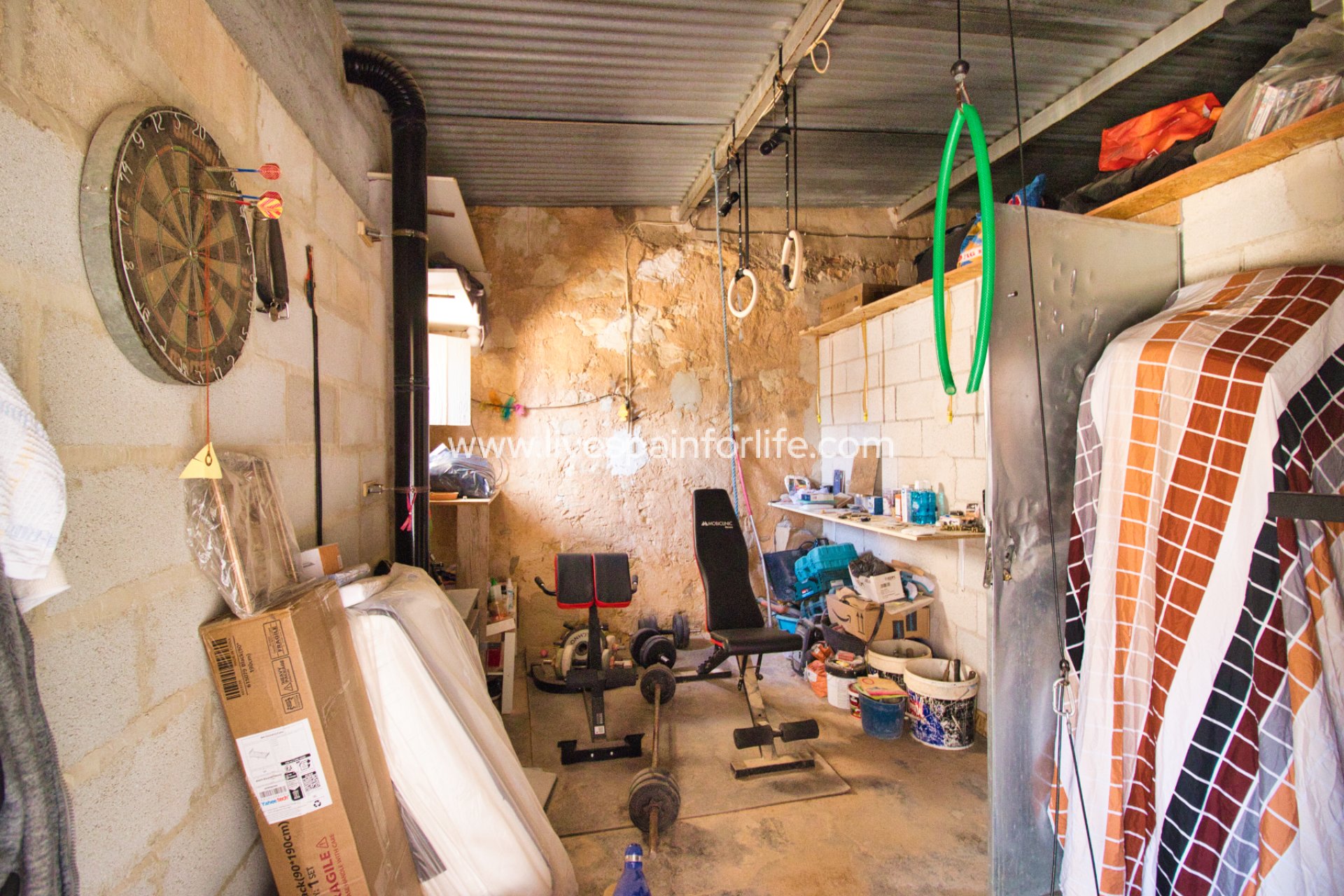 Weiterverkauf - Stadthaus -
Macisvenda