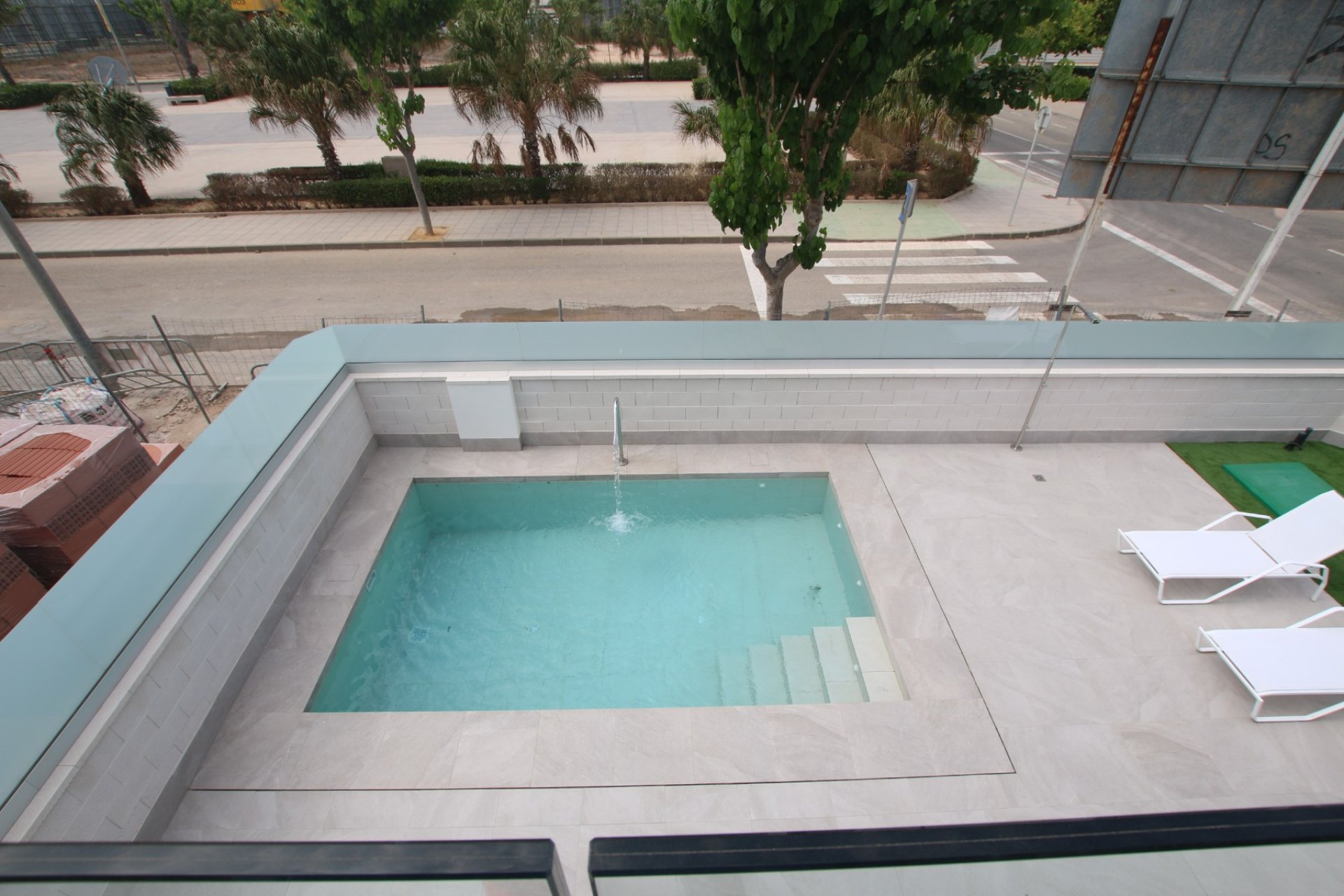 Weiterverkauf - Villa (freistehende) -
Alicante