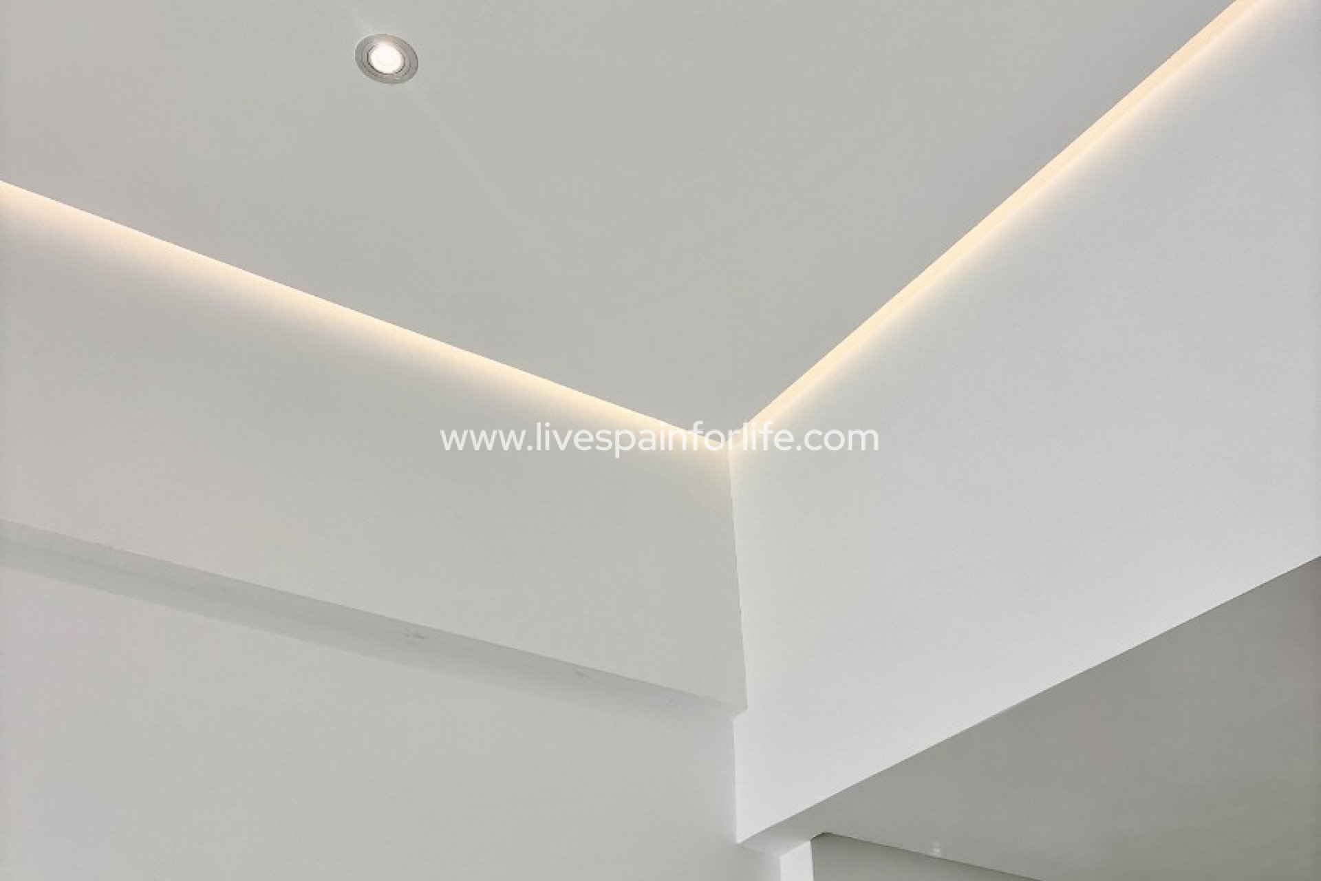 Weiterverkauf - Villa (freistehende) -
Benijofar