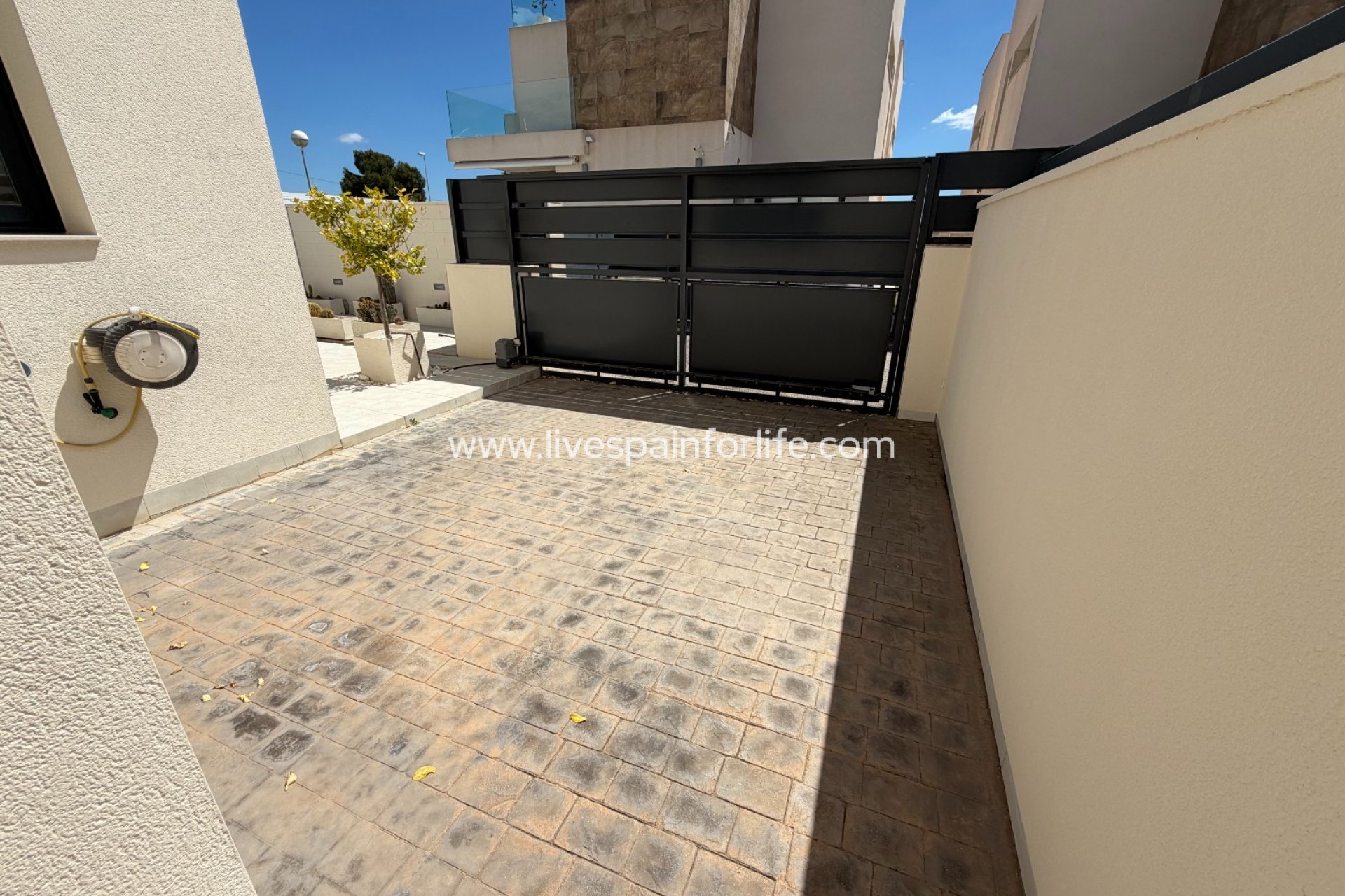 Weiterverkauf - Villa (freistehende) -
Ciudad Quesada - La Laguna