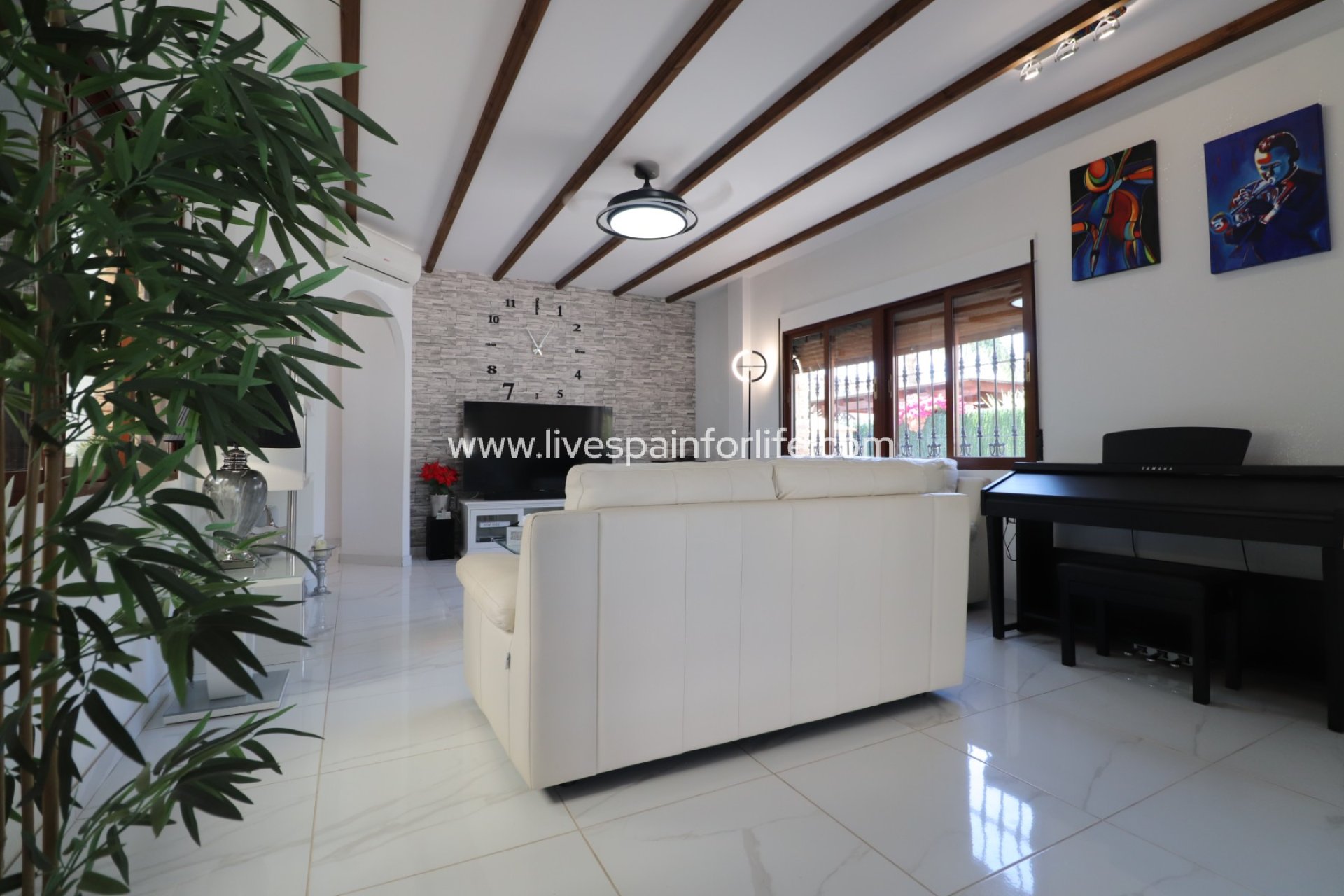 Weiterverkauf - Villa (freistehende) -
Formentera Del Segura - Fincas de La Vega