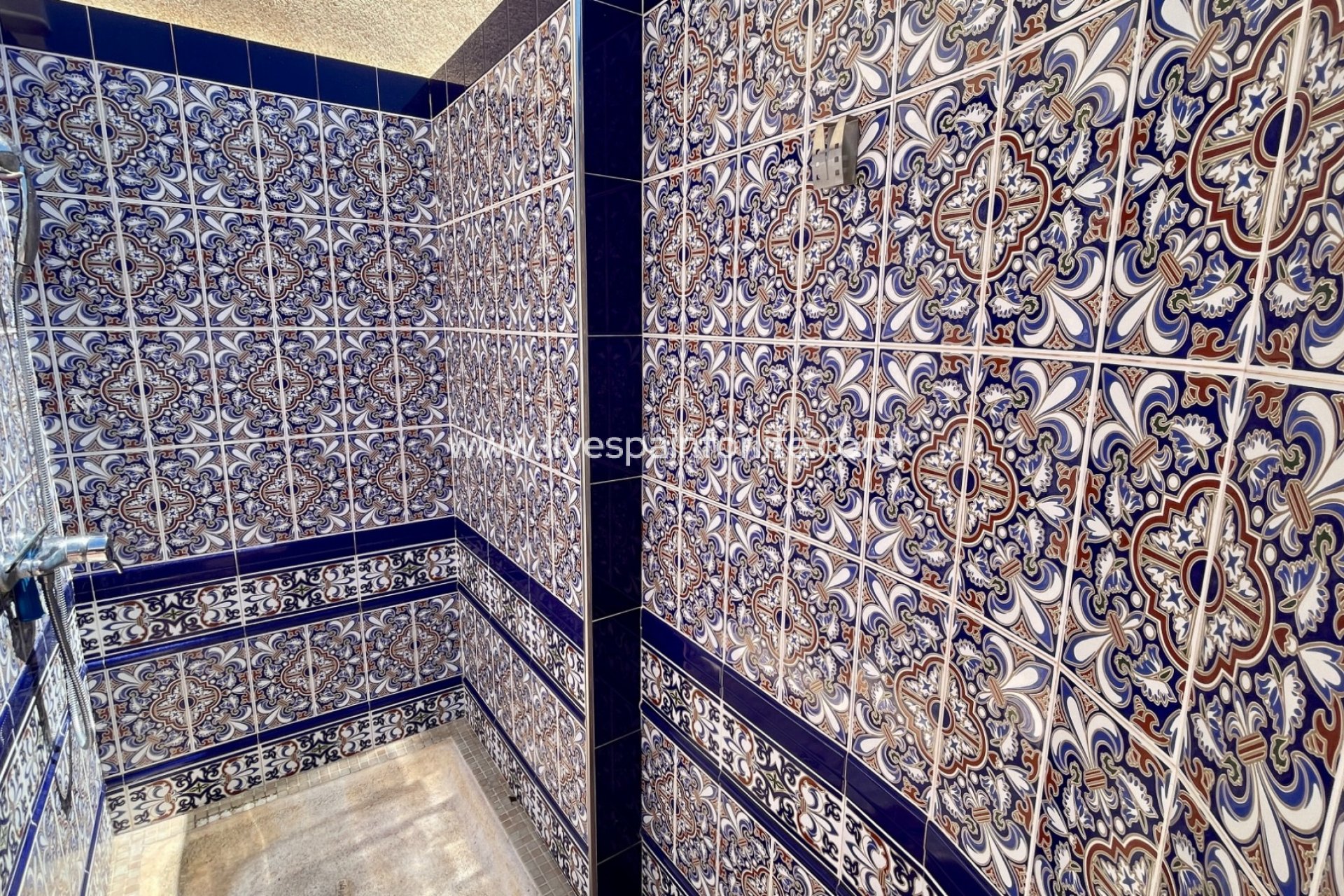 Weiterverkauf - Villa (freistehende) -
Hondon De Las Nieves