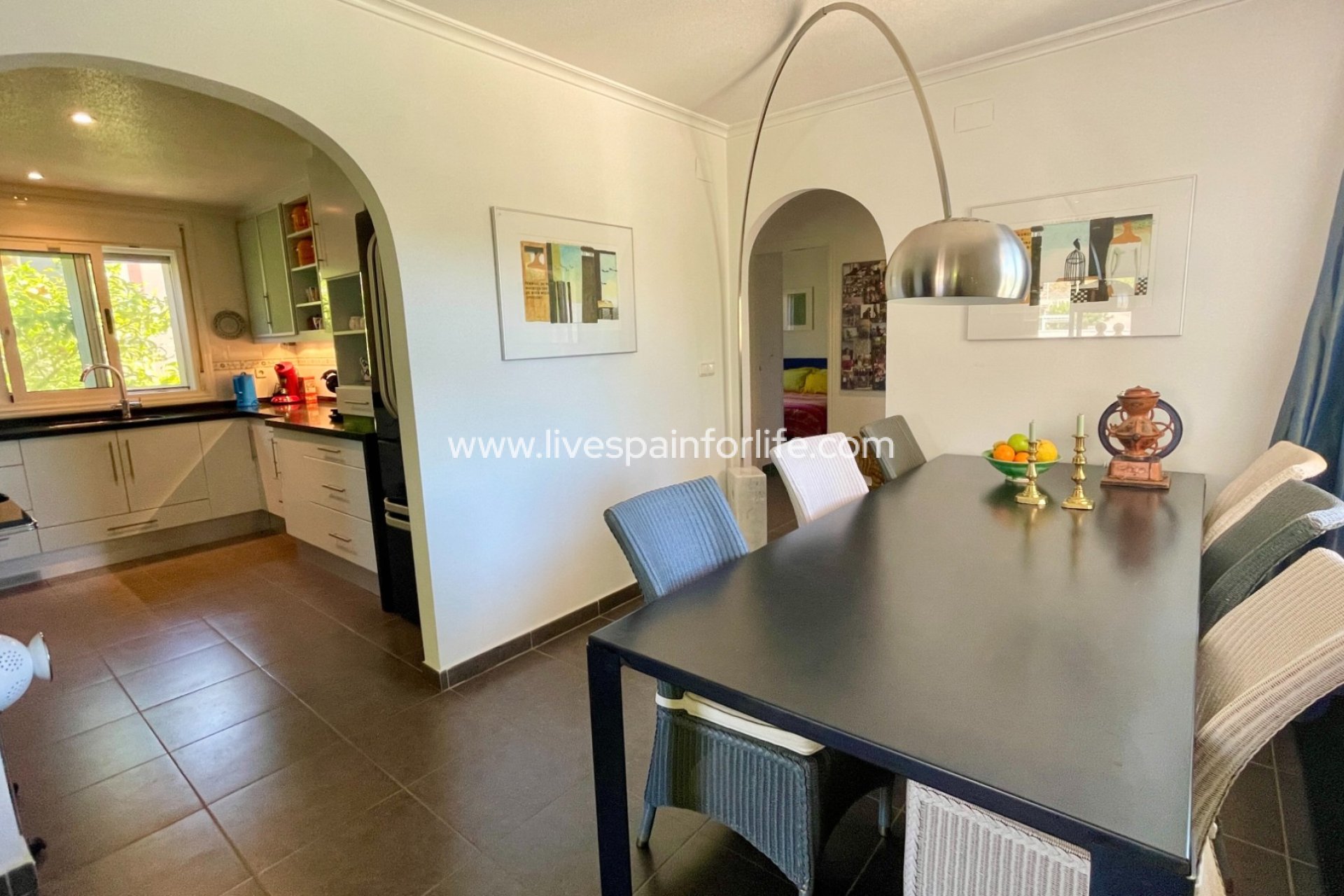 Weiterverkauf - Villa (freistehende) -
Hondon De Las Nieves