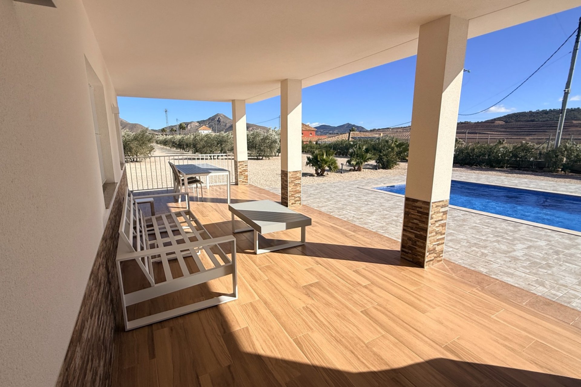 Weiterverkauf - Villa (freistehende) -
Macisvenda