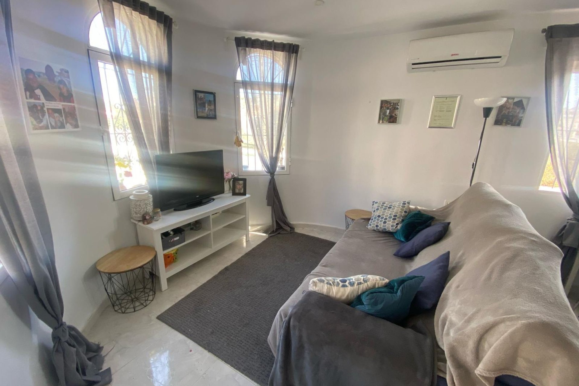 Weiterverkauf - Villa (freistehende) -
Orihuela Costa - El Galan