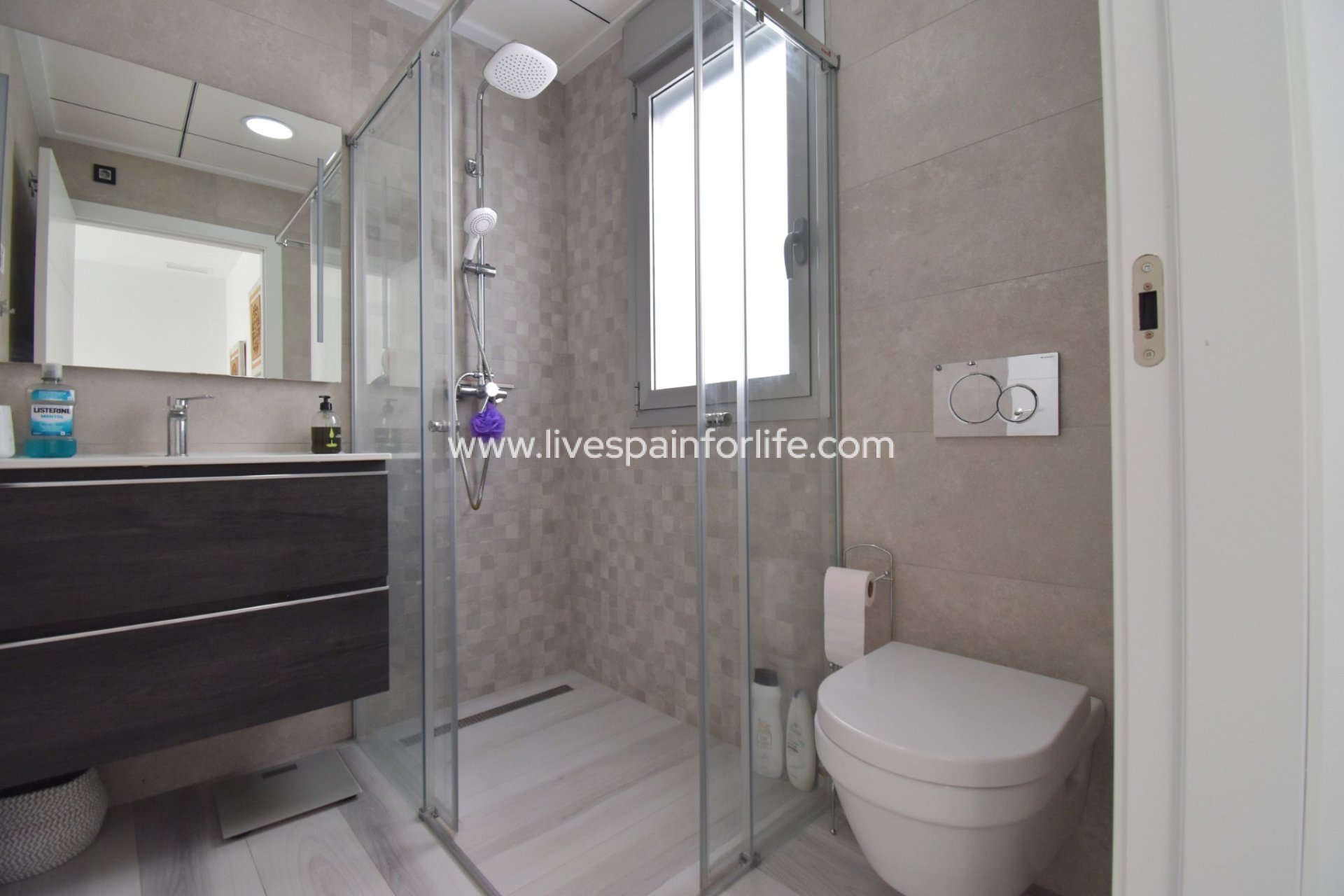 Weiterverkauf - Villa (freistehende) -
Orihuela Costa - Lomas de Cabo Roig