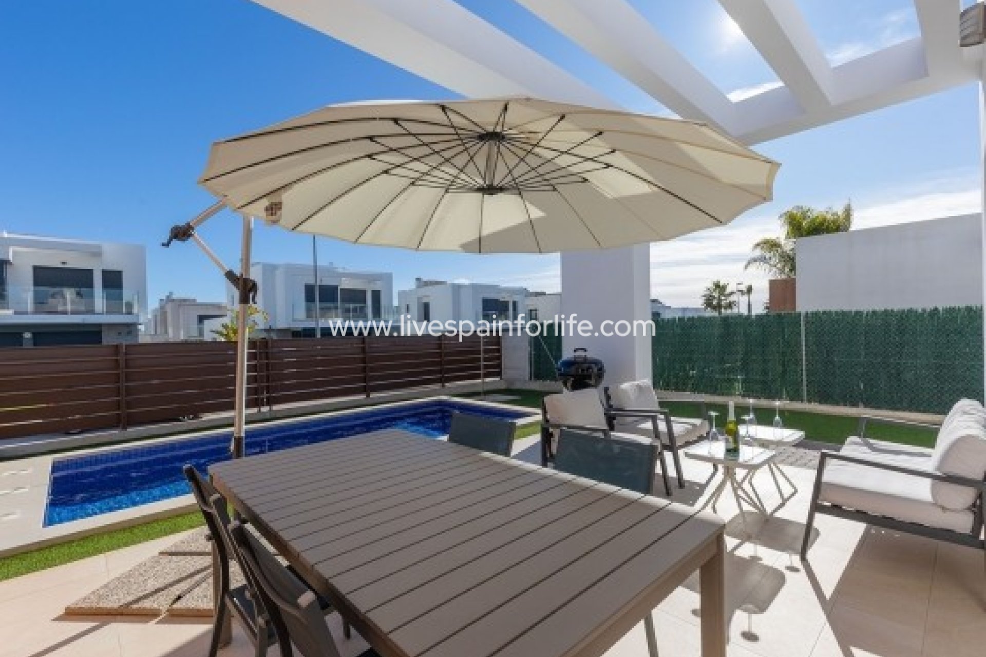 Weiterverkauf - Villa (freistehende) -
Orihuela - Vistabella Golf