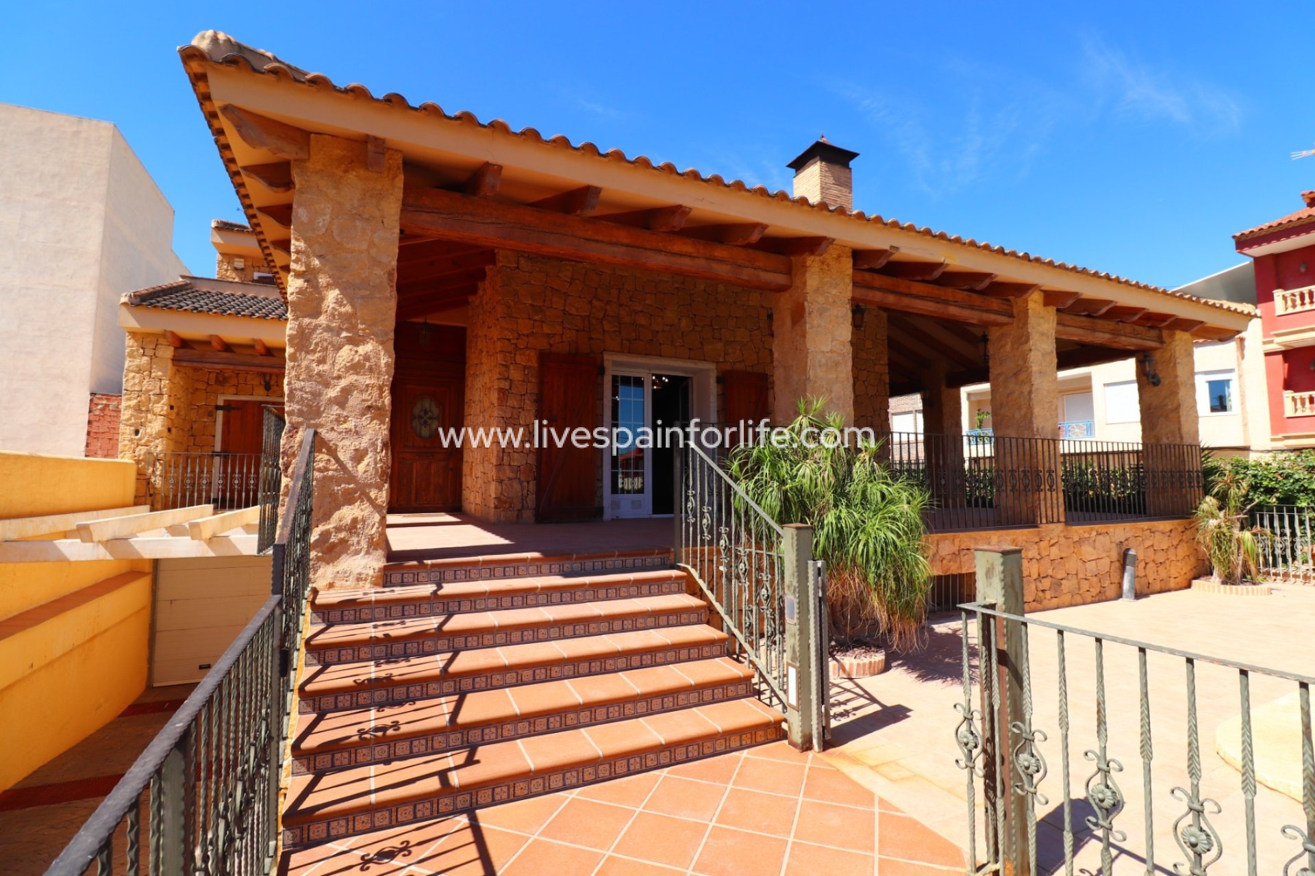 Weiterverkauf - Villa (freistehende) -
Rojales - Los Palacios
