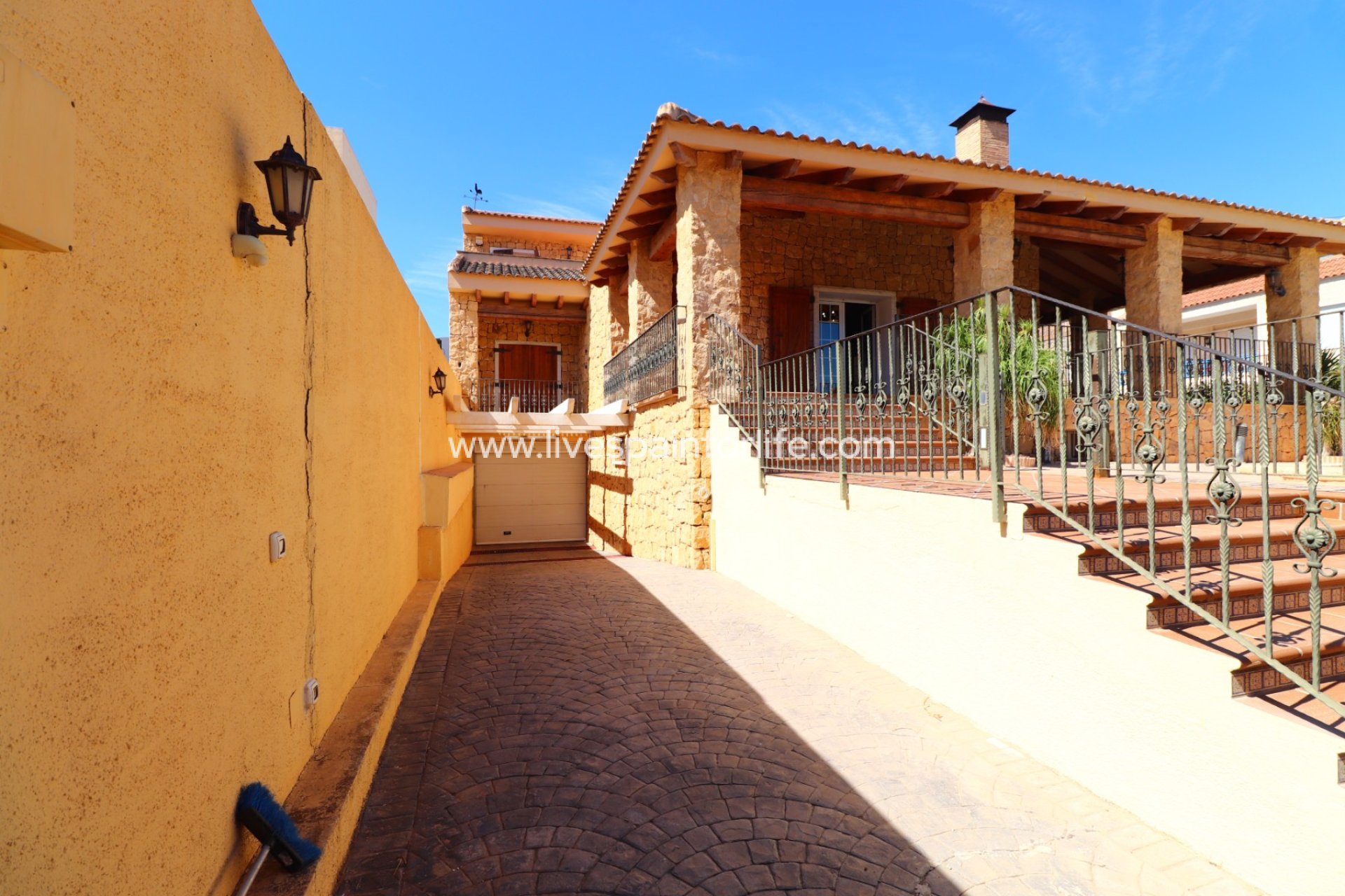 Weiterverkauf - Villa (freistehende) -
Rojales - Los Palacios