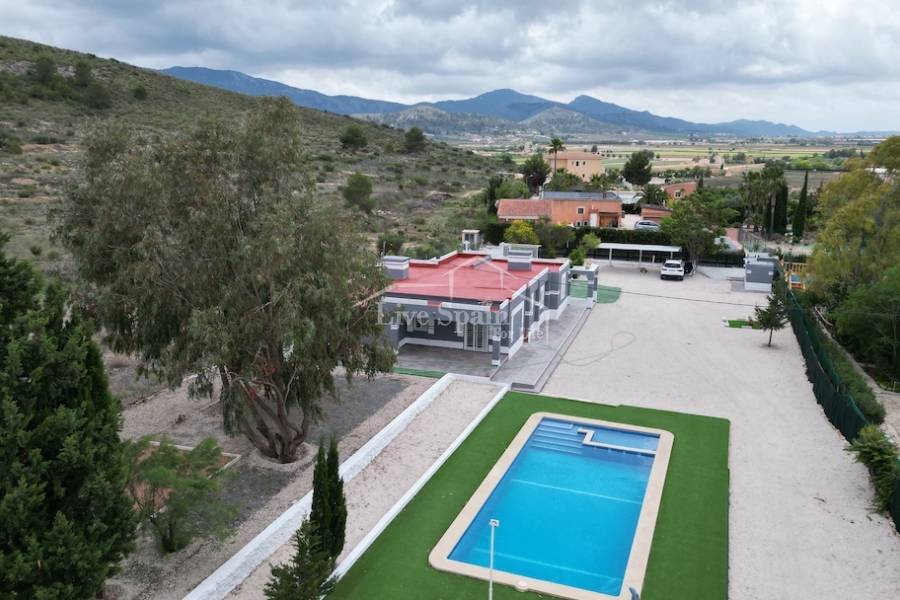 Reventa - Villa (detached) - Hondon De Las Nieves