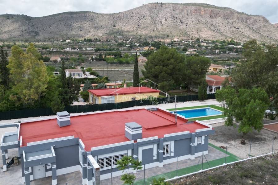 Revente - Villa (indépendant) - Hondon De Las Nieves