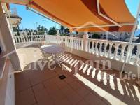 Återförsäljning - Villa (friliggande) - Torrevieja