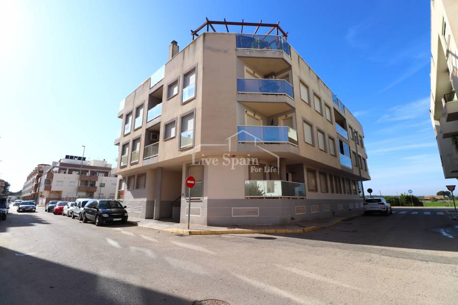 Herverkoop - Appartement - Formentera Del Segura
